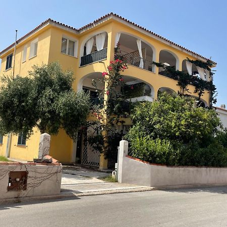 Sa Domo De Mannoi Apartment Орозеи Екстериор снимка
