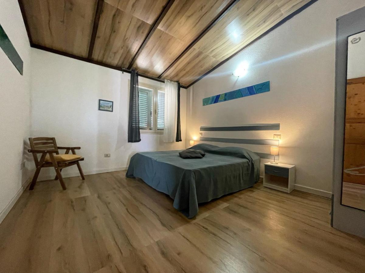 Sa Domo De Mannoi Apartment Орозеи Екстериор снимка
